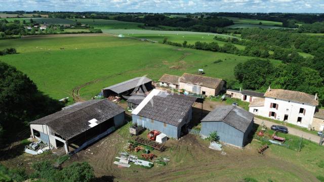 Fermette en Agriculture Biologique sur environ 40 ha (dont 36 &agrave;