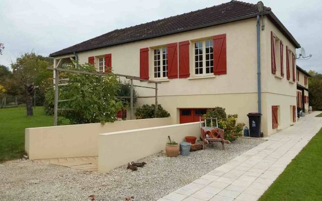 Maison en BOURGOGNE, ideale amateurs chevaux, poneys 