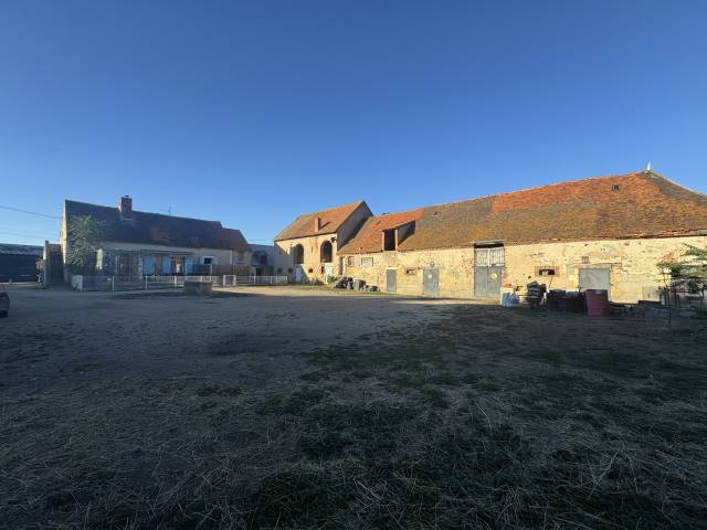 Propri&eacute;t&eacute; &eacute;questre maison d habitation et boxes