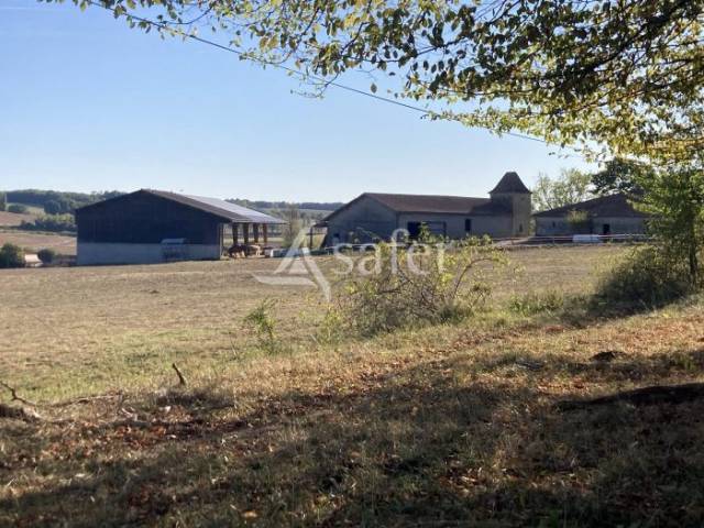 Agréable propriété agricole sur 21ha BIO