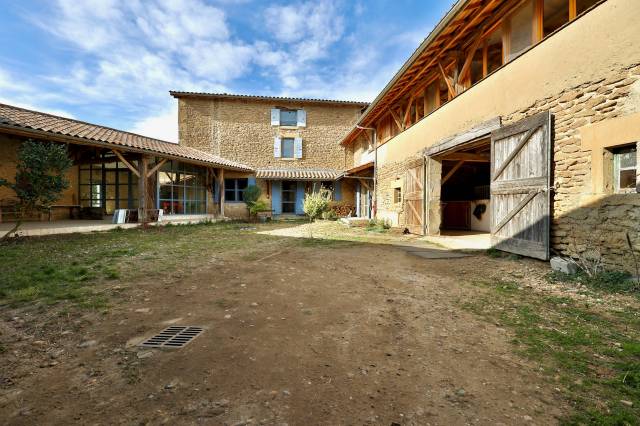 Propriété équestre de 5 ha (26)