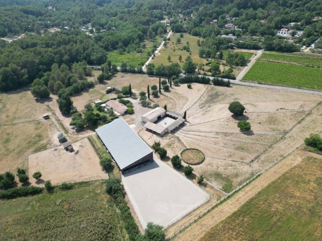 Propriété équestre d'exception sur 4,8 hectares (Var 83)