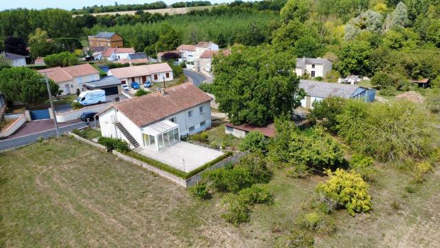 DOMAINE DE CHARME