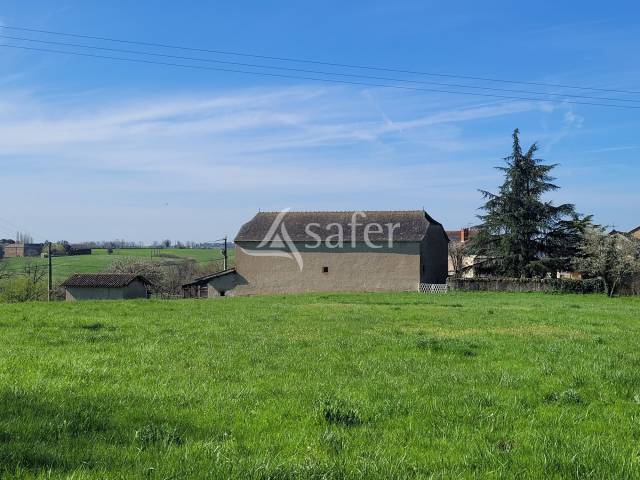 Grange avec CU accepté + bâti agricole idéal activité agrico