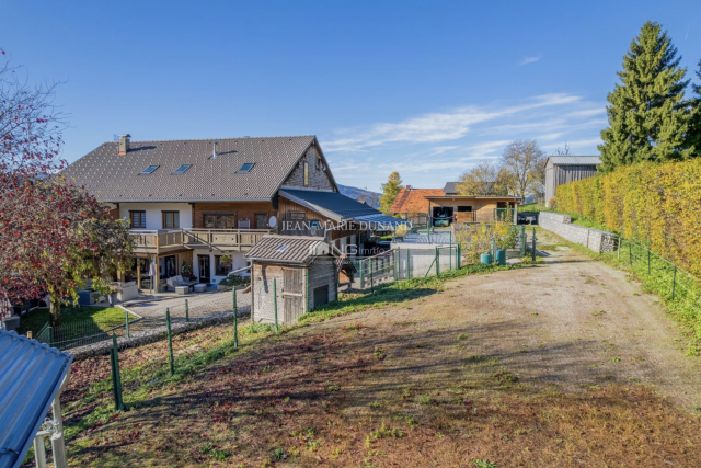 Ferme rénovée avec installation équestres 