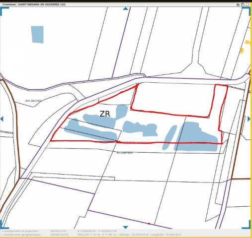 Pr&eacute;s avec gravi&egrave;res