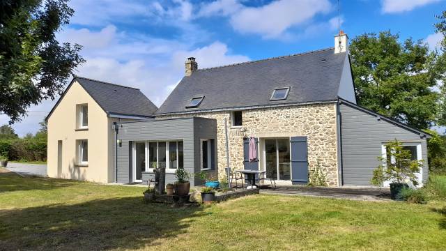 Maison et grande prairie acc&egrave;s direct all&eacute;es cavali&egrave;res