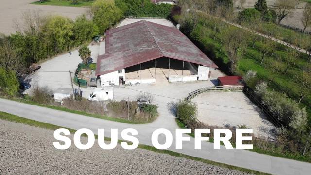 Etablissement &eacute;questre en activit&eacute; sur 9 ha - Is&egrave;re (38