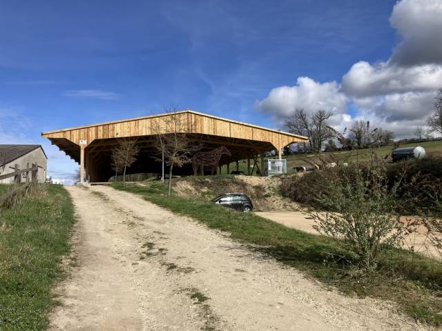 Centre &eacute;questre &agrave; reprendre