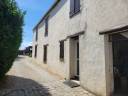 Propri&eacute;t&eacute; &eacute;questre comprenant 3 maisons, 9 boxes et +