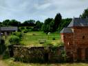Propri&eacute;t&eacute; , maison d&eacute;pendances et sur 1.9 hectare de terrain