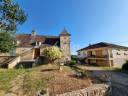 Ancien Corps de ferme sur 11 ha au Nord-Ouest du Lot