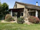 1 maison , 2 dépendances sur 4,5 hectares label bio